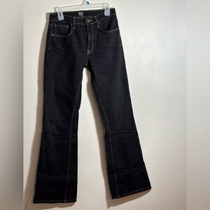 BDG Black Flare Jeans… Urban Outfitters Brand
90 ‘s Bootcut